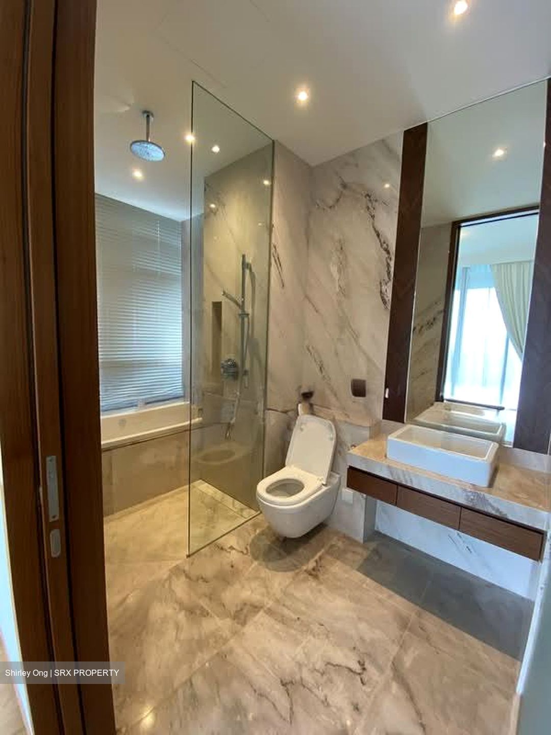 Nouvel 18 (D10), Condominium #542142111